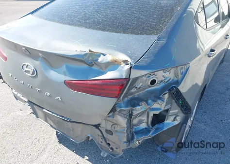 2019 Hyundai Elantra Value Edition z USA, uszkodzony, nr VIN KMHD84LF3KU806116